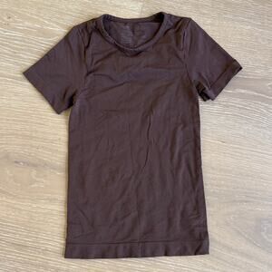 Skims Fits Everybody T-shirt Size XXS in Brown